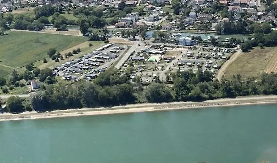 营地 Du Canal *