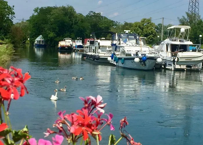 营地 Du Canal *